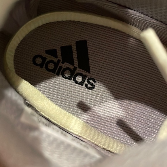 Adidas Yeezy Boost 700 Wave Runner - Picture 4 of 9